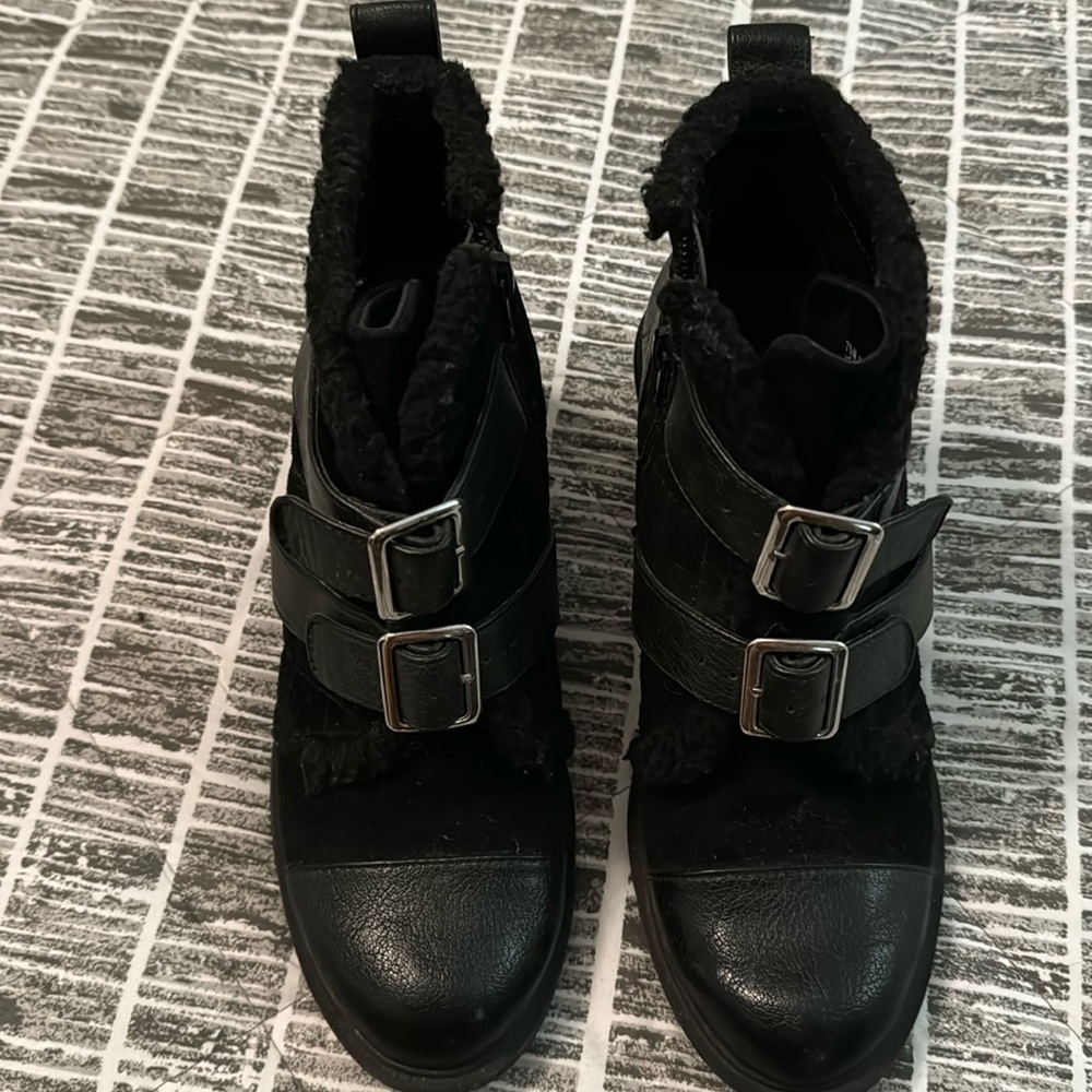 Nine West Iskaro Ankle Boots Sz 7.5 Black